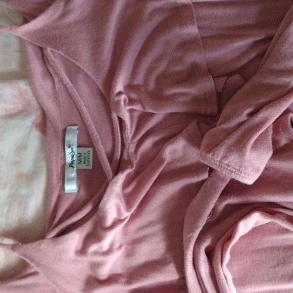 Top - Picture 2 of 2